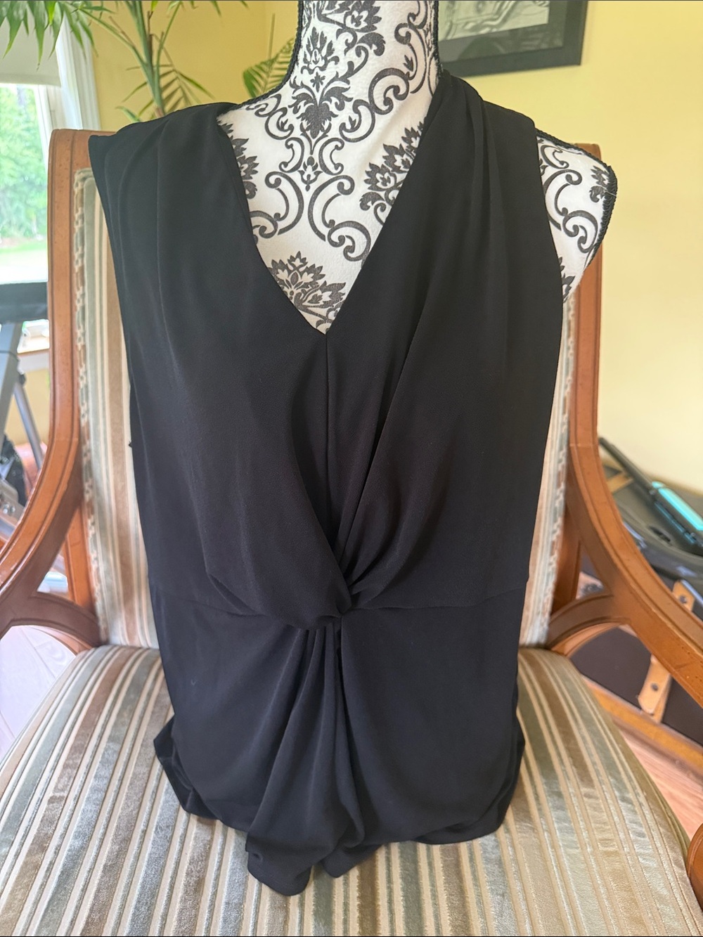 Alfani Black Draped Twist Front Sleeveless Blouse Top Large